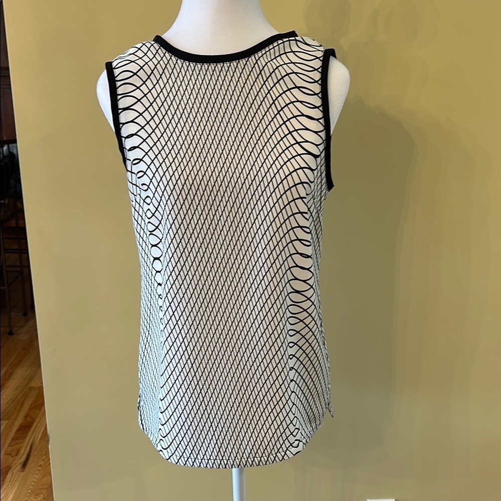 Black and White Sleeveless Top